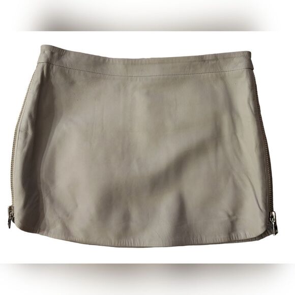 INTERMIX Baseball Hem 100% Leather Mini Skirt sz S.   (514) - Picture 1 of 7